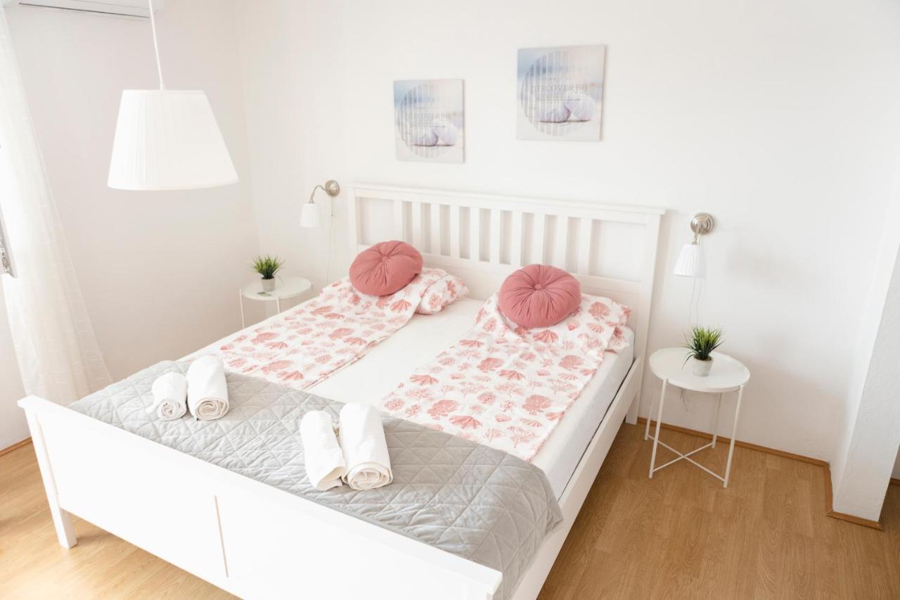 Studio-Appartements Emwey Трогір Екстер'єр фото