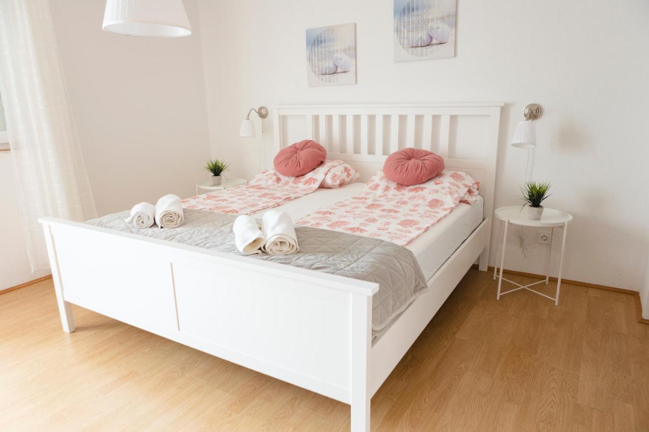 Studio-Appartements Emwey Трогір Екстер'єр фото